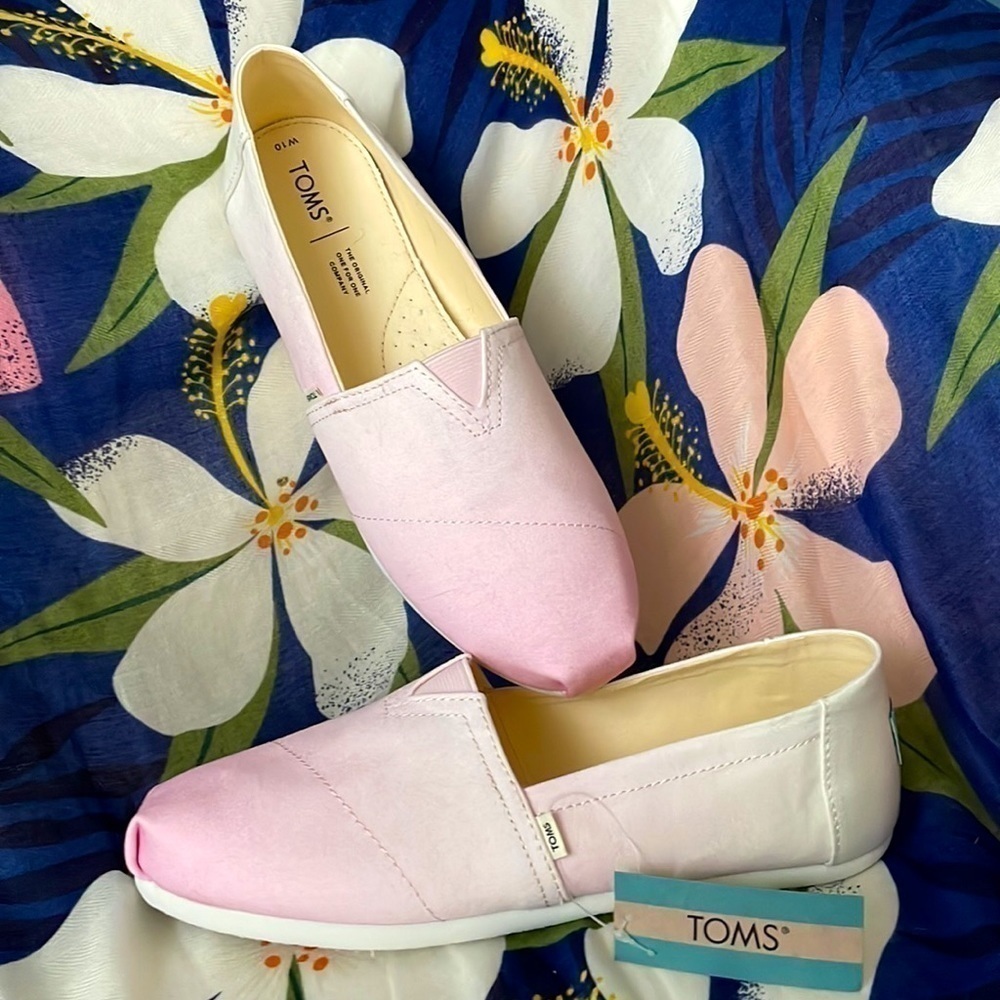 Brand New Toms Belmont Pink/White Ombré Printed Canvas Slip-On Shoes